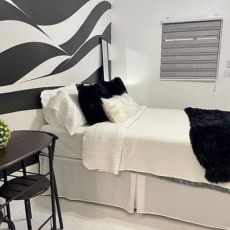 Cozy Studio, Prime Location, Remodeled, 1 Parking ウェストパームビーチ エクステリア 写真