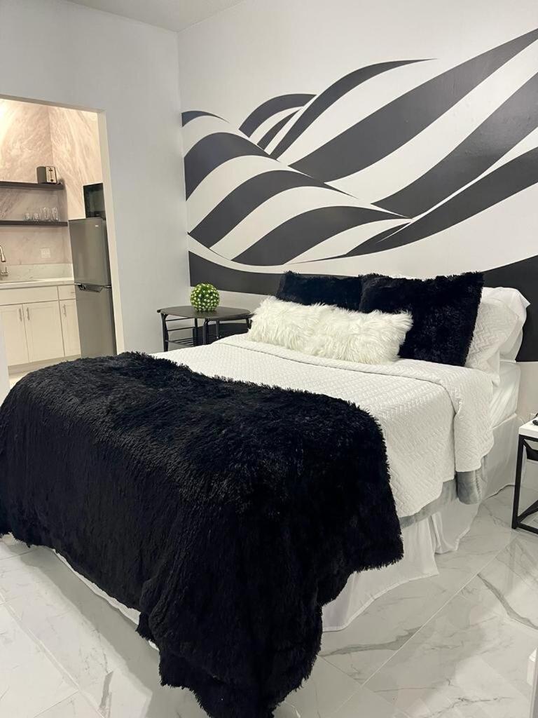 Cozy Studio, Prime Location, Remodeled, 1 Parking ウェストパームビーチ エクステリア 写真
